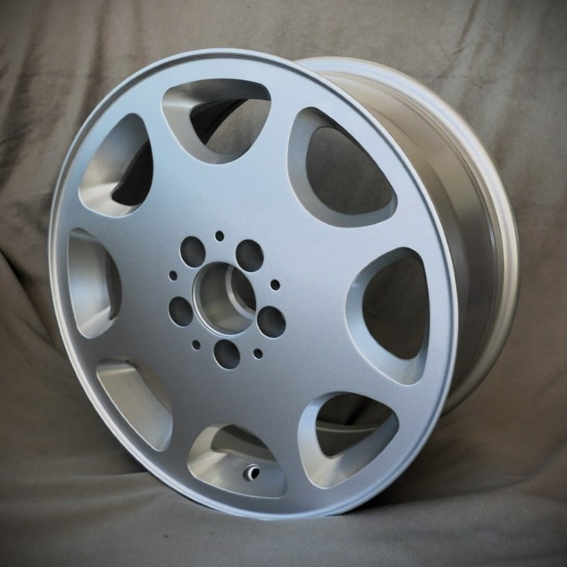 Mercedes W202 C208 R170 Achtloch Style Felge 8 x 17 - W202.Store