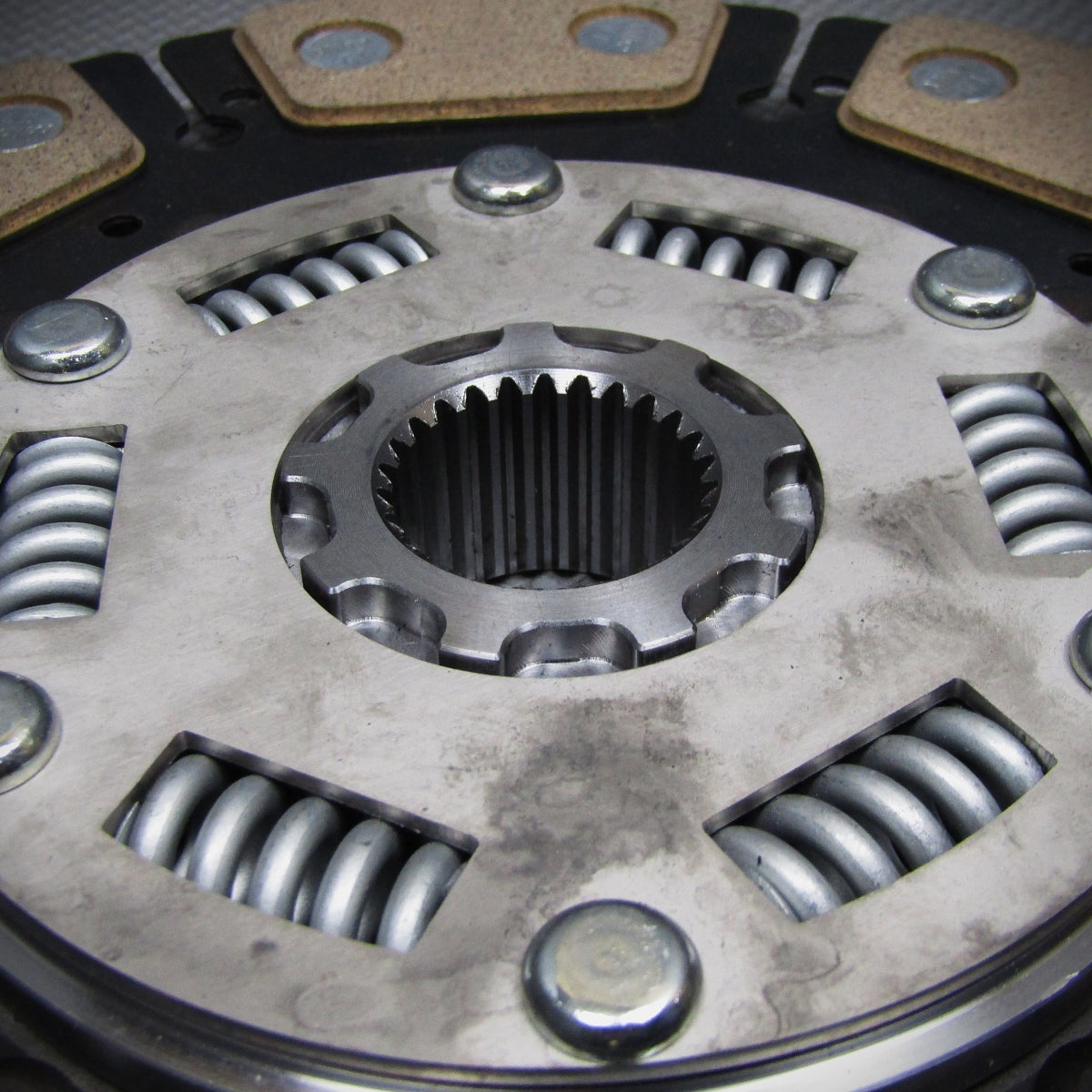 Mercedes W202 C208 R170 240mm Sintermetall-Kupplungsscheibe gefedert