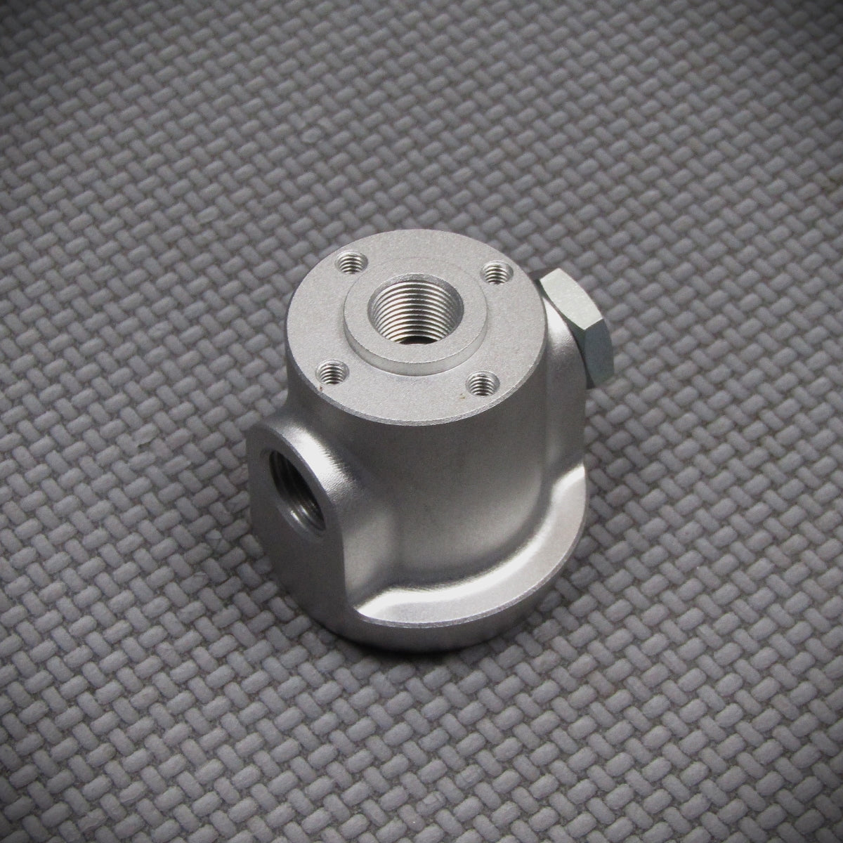 Mercedes M111 M104 Universal Benzindurckregler-Halter Satz