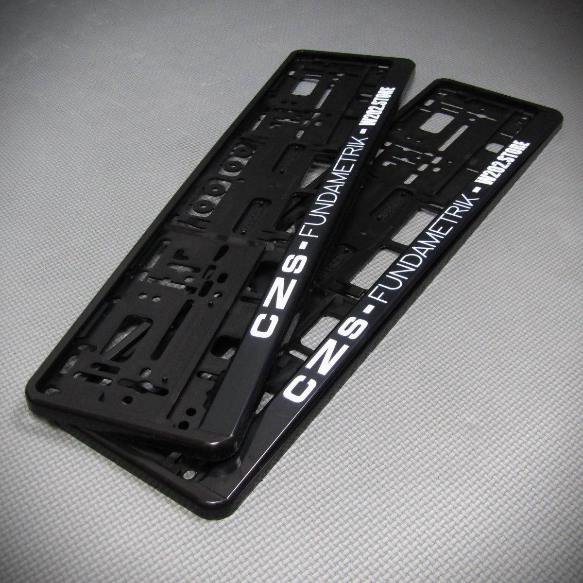 Universal Kennzeichenhalter Satz CZS Motorsport, Fundametrik, W202.Store W202