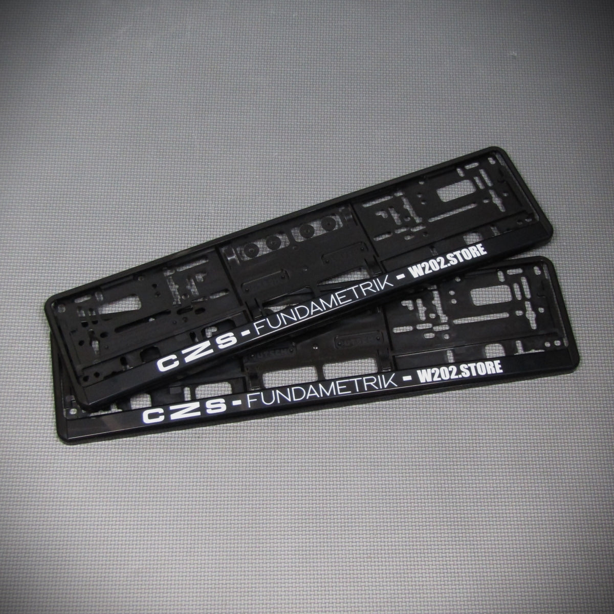 Universal Kennzeichenhalter Satz CZS Motorsport, Fundametrik, W202.Store W202