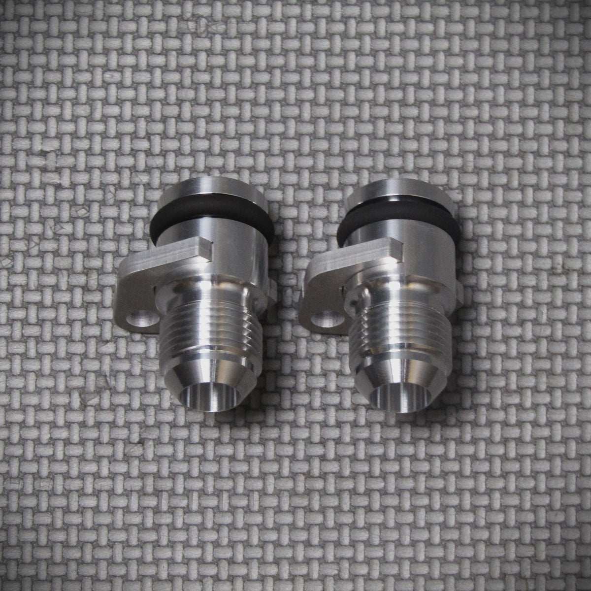 Mercedes M113 M119 OM603 Dash10 / AN10 adapter fittings for oil filter housing