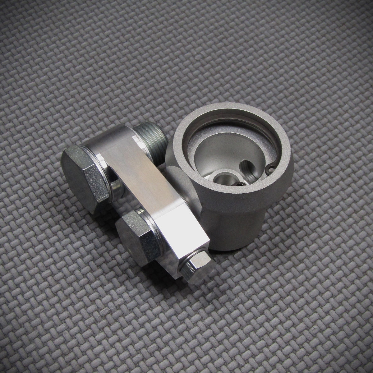 Mercedes M111 M104 Universal Benzindurckregler-Halter Satz