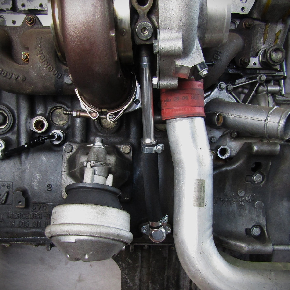 Mercedes OM605 OM606 V-band Flanschadapter-Satz für Garrett G25 G30