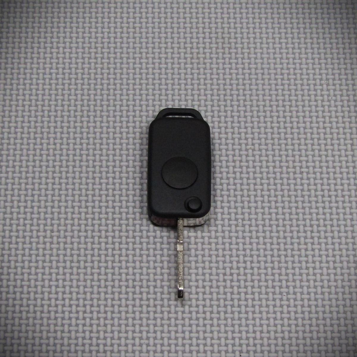 Mercedes W202 W201 W124 key fob case incl. lithium coin cell batteries
