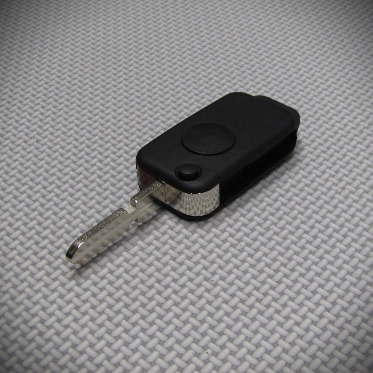 Mercedes W202 W201 W124 key fob case incl. lithium coin cell batteries