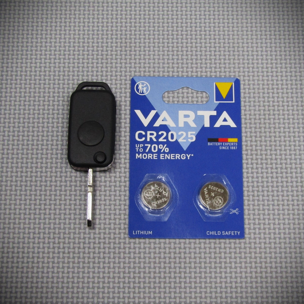 Mercedes W202 W201 W124 key fob case incl. lithium coin cell batteries
