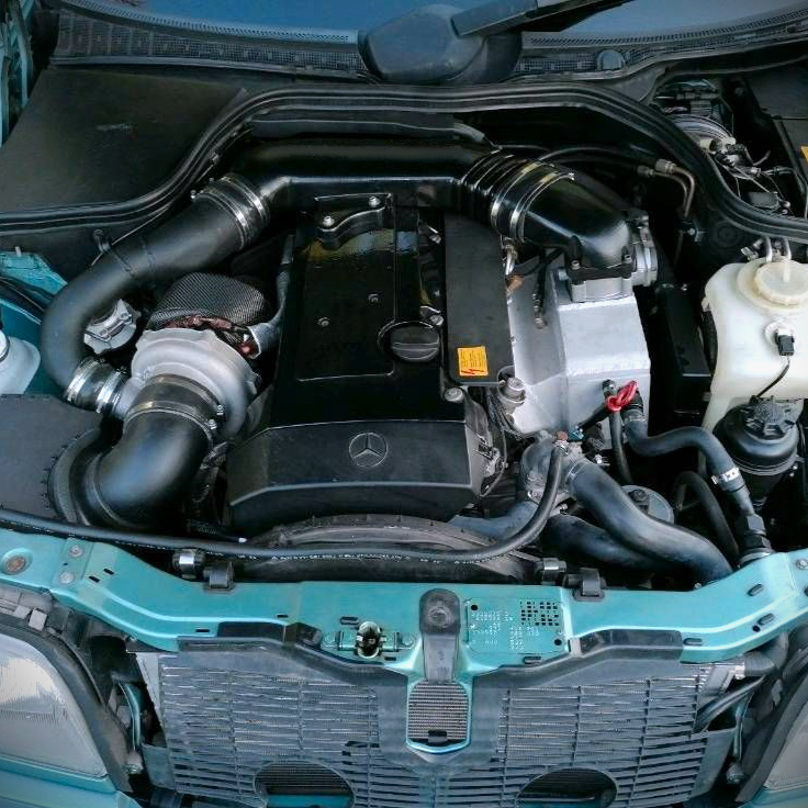 Mercedes M104 2.8l 3.2l Ladeluftrohr für wassergekühlte Turbo-Ansaugbrücke